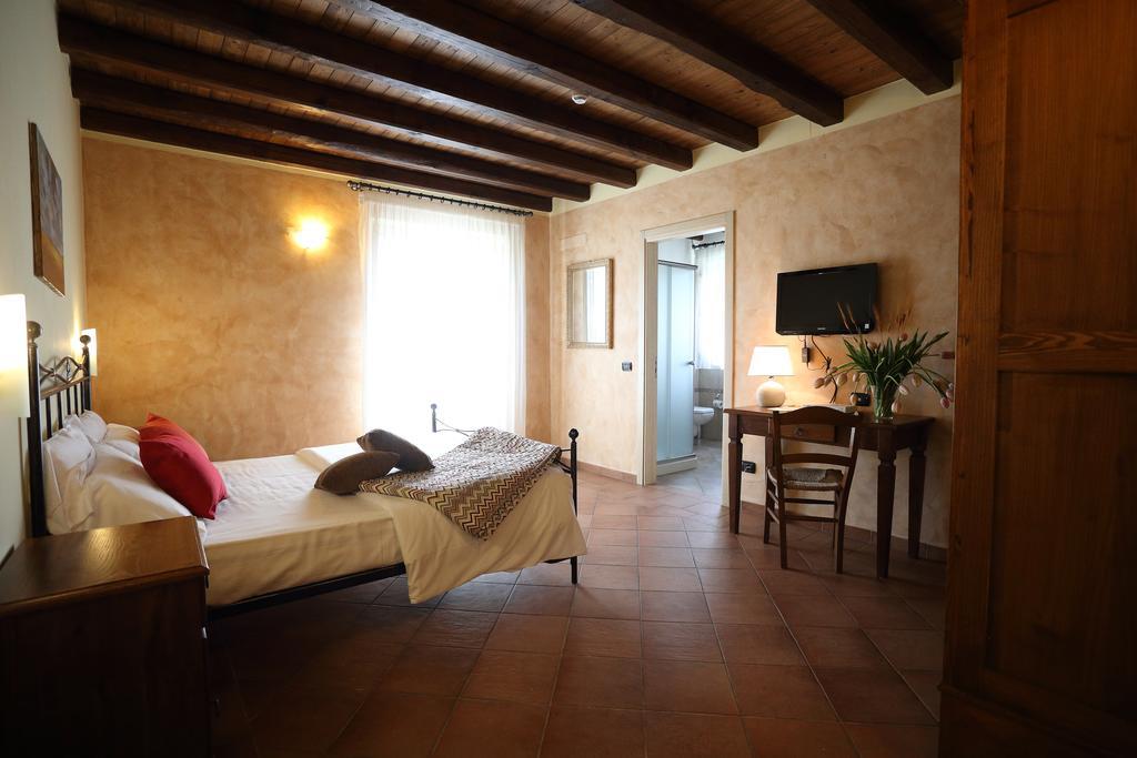 Agriturismo Creta Rossa Torre di Ruggiero Zewnętrze zdjęcie
