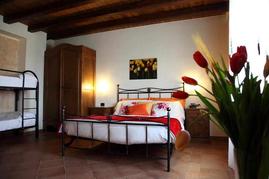 Agriturismo Creta Rossa Torre di Ruggiero Zewnętrze zdjęcie